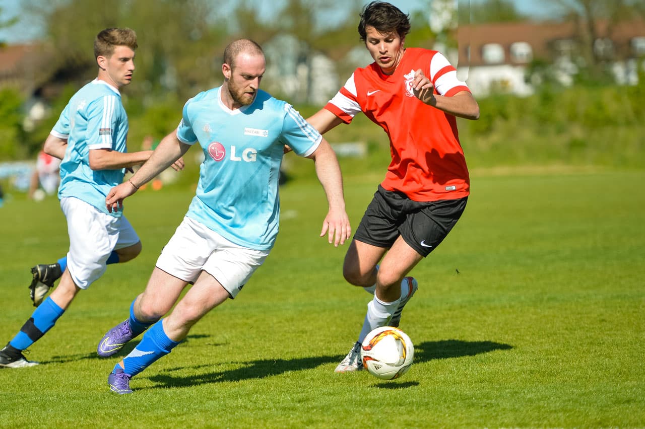 Herrenmannschaft des TSV Maccabi München im Fußballspiel